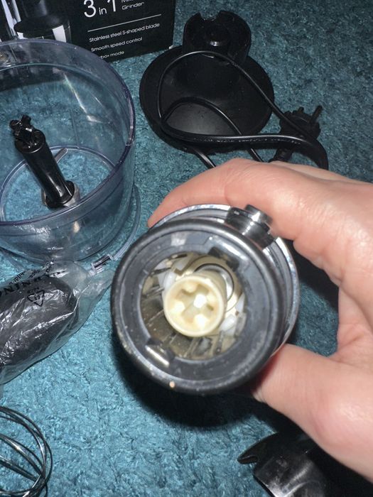 Блендер Redmond на запчастини