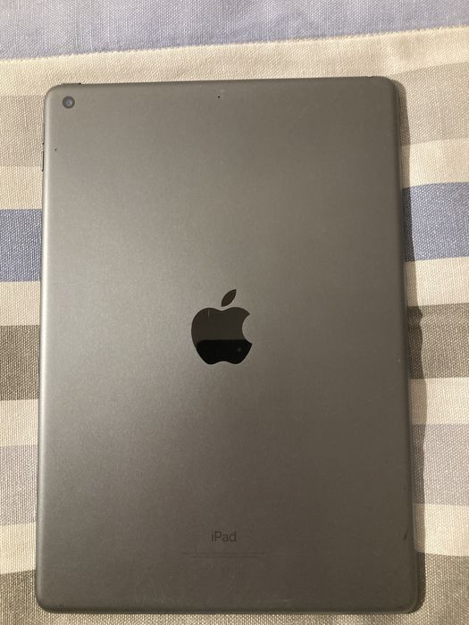 iPad 7th Generation - 2019 - Apple64737826246147123