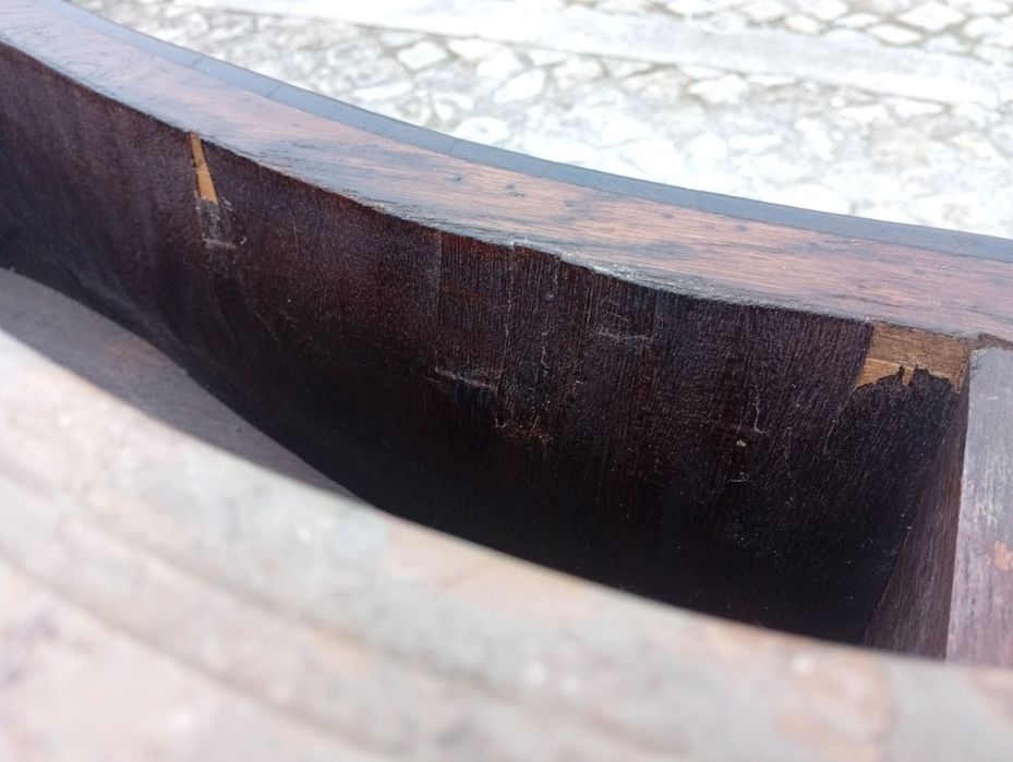 Cómoda em Pau Santo e Sequoia Vermelha