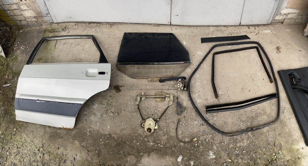 Бархотка,уплотнітєль/ущільнювач,дверей/скла Ваз09,99,14,15. Стан супер