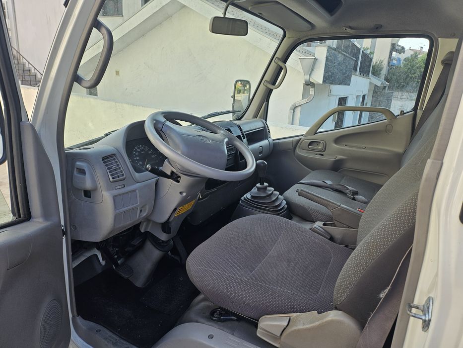 Vendo Toyota Dyna 25/23