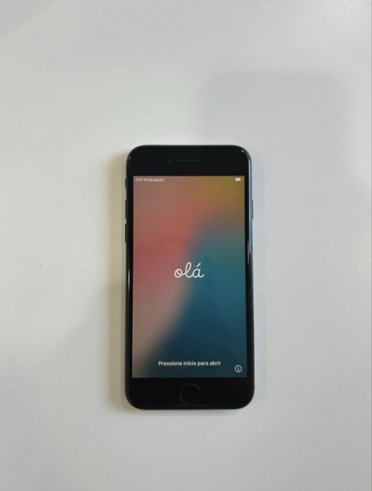 iPhone SE (2020)