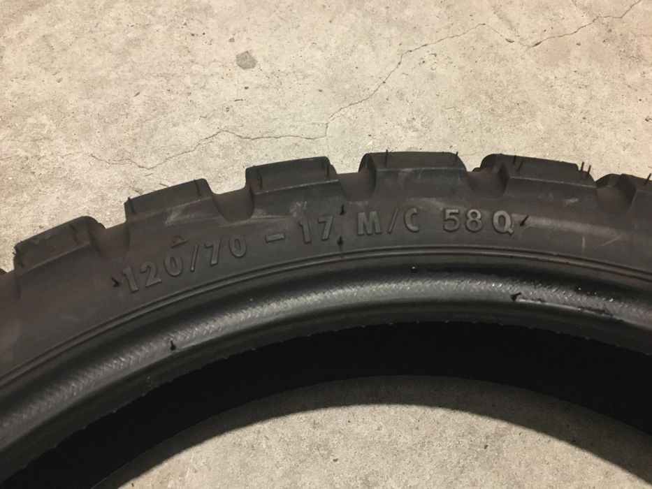 Pneus Continental TCK 80 com 2000Km