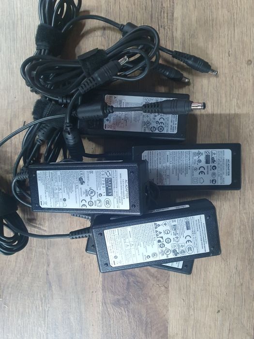 Блок питания живлення зарядное зарядка Samsung 19v/3.16a 60w оригінал
