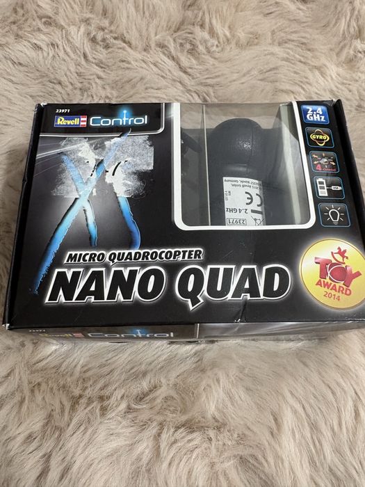mini dron Revell Control Nano Quad