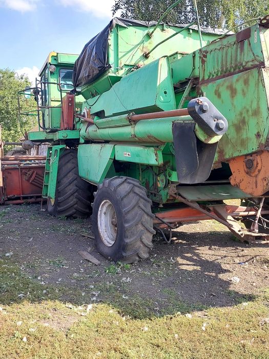 Комбаїн ДОН 1500 Б
