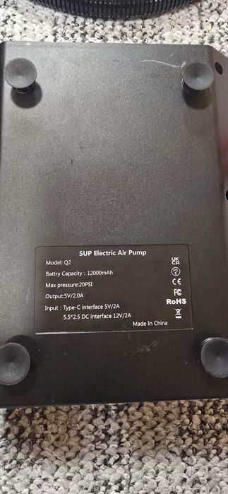 Pompka do SUP i nie tylko bateria, przewod 12V sam. Latarka LED