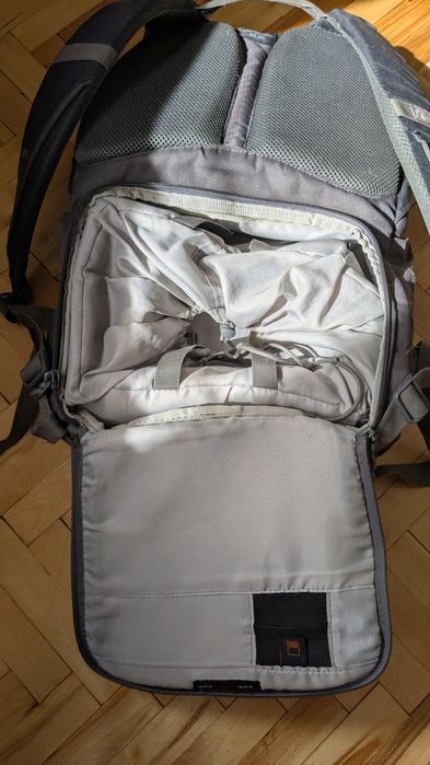 Наплічник для фото обладнання lowepro 80 л. Вживаний