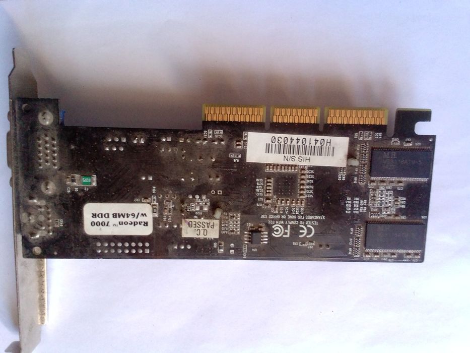 Ретро відеокарта до ПК Radeon 7000w/64MB DDR