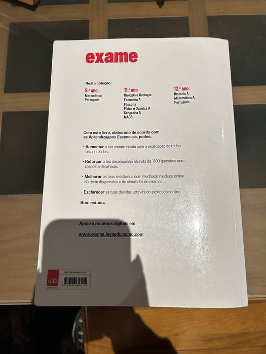 Livro Preparação Exame Fq LeYa