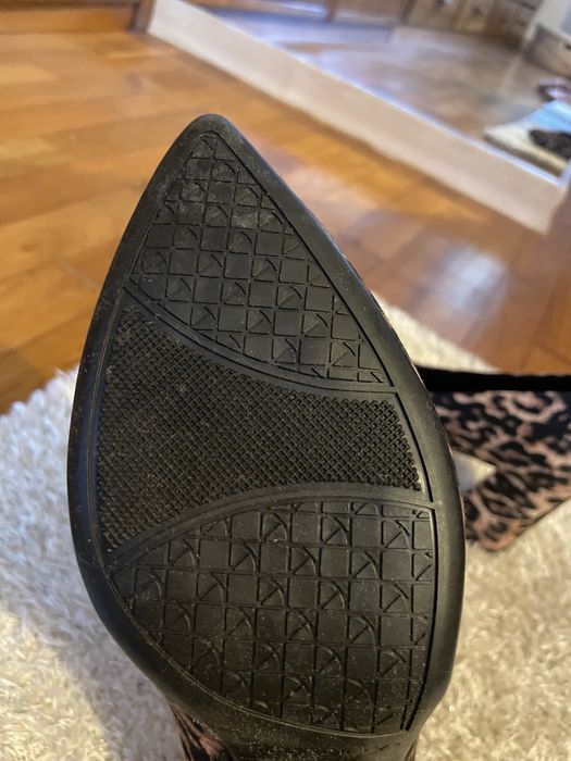 Sapatos de salto alto