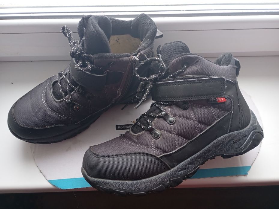 Ботінки теплі розмір 36, устілка 22см