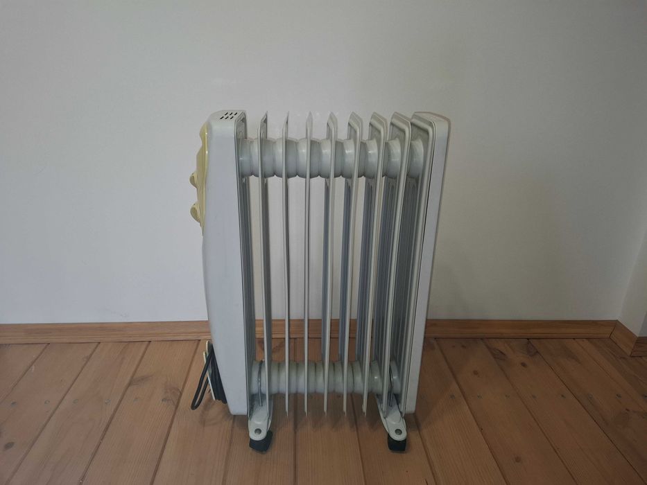Обігрівач Vitek VT - 1708 W 2000w Масляний обігрівач