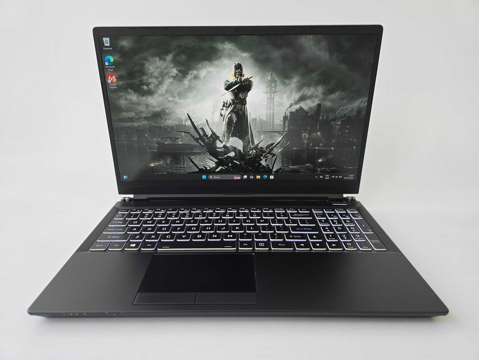 Ноутбук Clevo 15 i7 10875H/RTX 2080 Super/RAM 16GB/SSD 256GB/144Hz