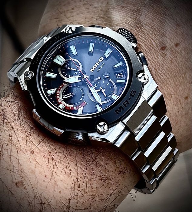 Zegarek  Casio G shock MRG B1000