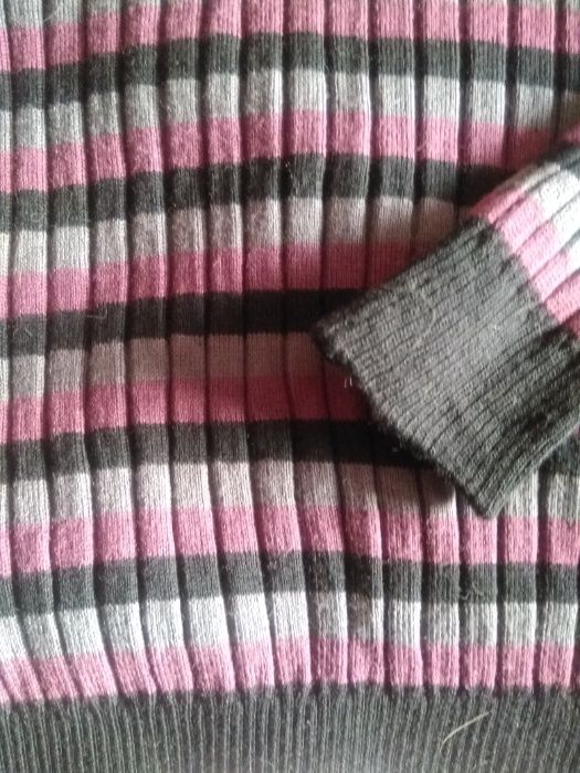 Sweter z golfem HUGO BOSS rozm M z kolekcji Araldo