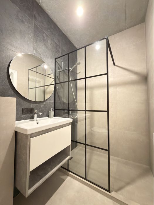 Продаж котеджу- таунхаус з частковим ремонтом в с. Конопниця