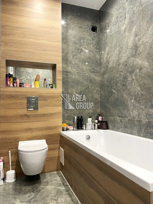 Продається стильна дворівнева квартира.