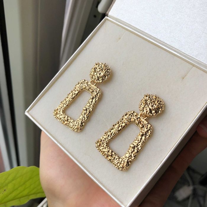 Cudowne złote kolczyki geometryczne stal nierdzewna glamour wiszące