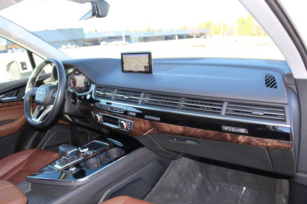 Audi Q7 quattro Prestige      2017