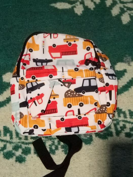 Mochila de costas para crianças pequena