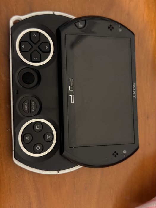 Psp go em muito bom estado