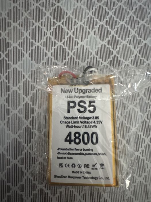 Батарея ps 5 нова
