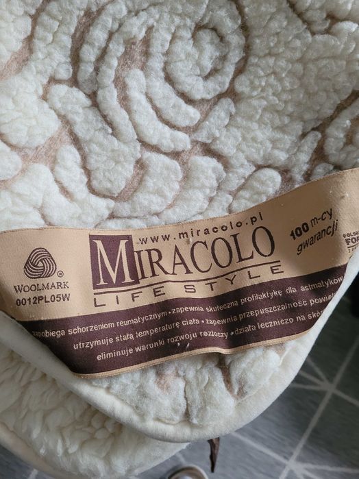 Sprzedam 2 kołdry i 2 podkłady 100%wełny Miracolo