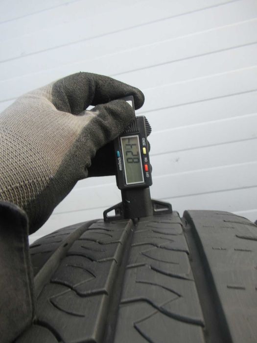 ALU+Opony Lato R17 VW T5, T6, MULTIVAN 8mm   4133