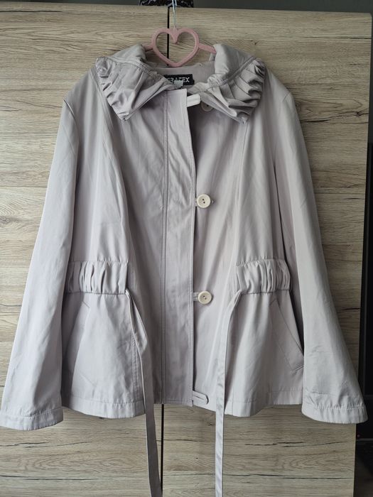 Kurtka wiosenna 48/50