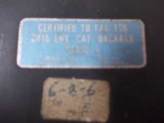 Stary wskaźnik lotniczy radiokompas