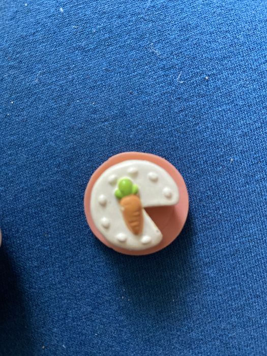 Figurka Lps Królik plus torcik z zestawu