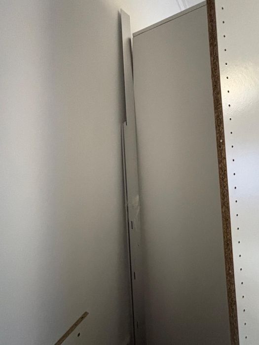 Roupeiro ikea como novo