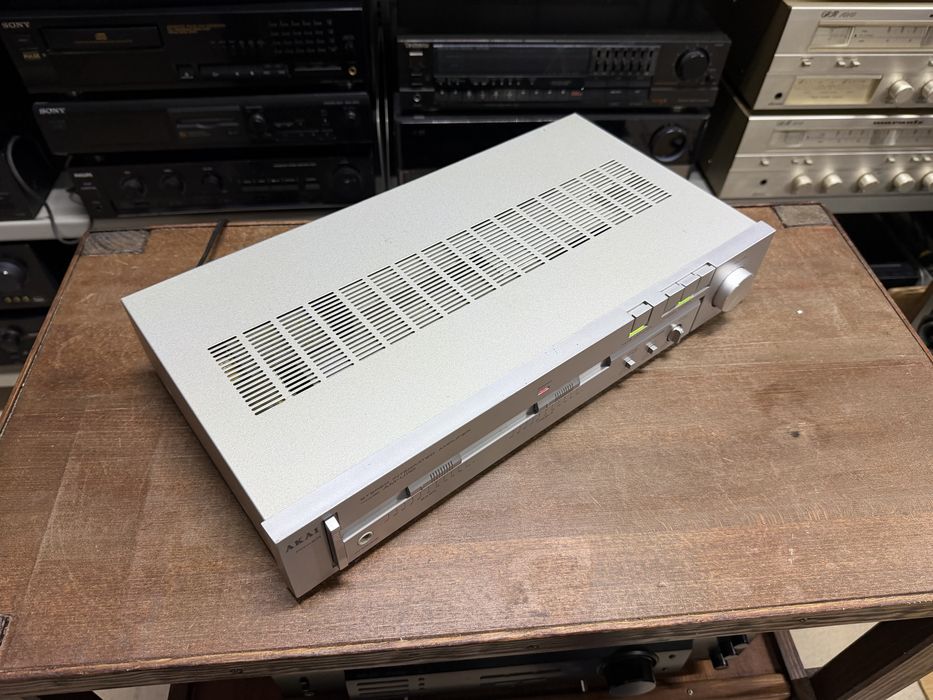 ‼️Akai AM-U110 -Uszkodzony wzmacniacz stereo, Audio Room