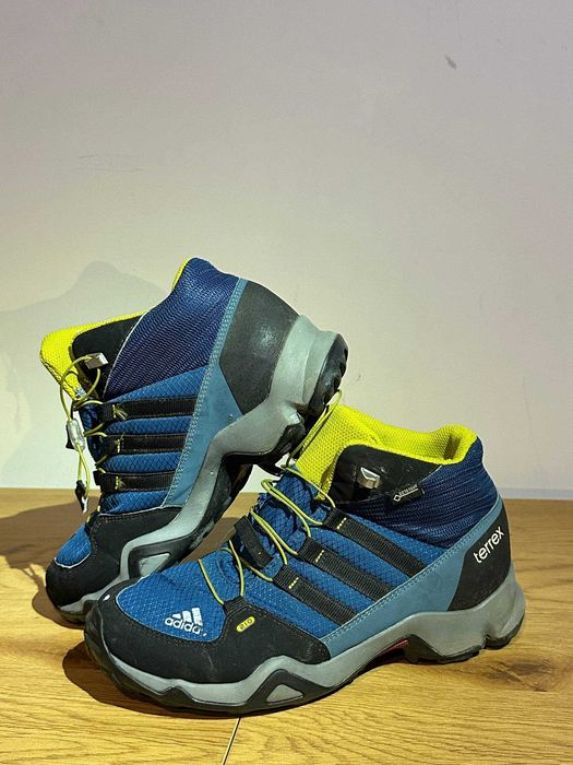 Жіночі трекінгові черевики Adidas Terrex Mid GTX, розмір 39.5
