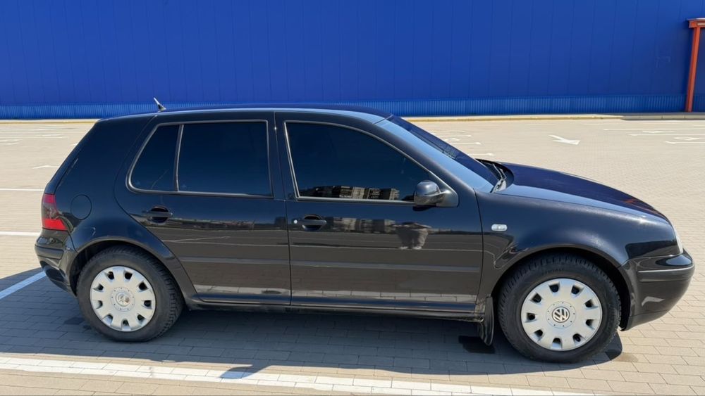 Продам Гольф 4, 1.6 газ/бензин 2000 року, стан хороший.
