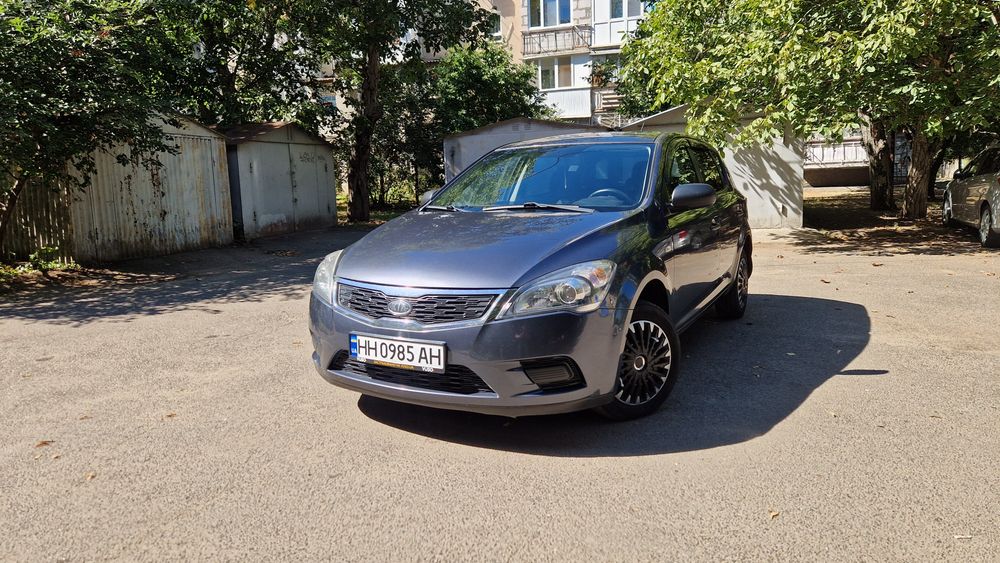 Продам Kia ceed 2012