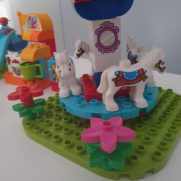 LEGO Duplo Feira Familiar - 10841