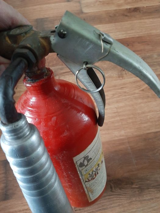 Вогнегасник ОУ-2 (вінтаж, СРСР)