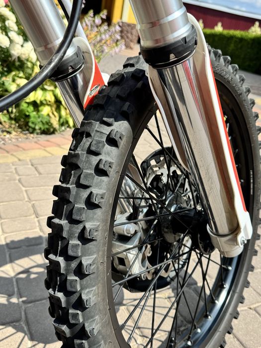 Geon GNX 300nb k16