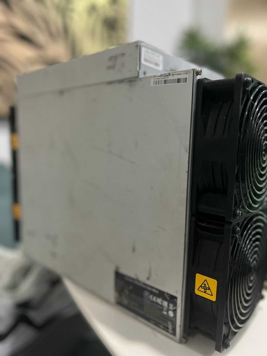 Antminer S19j Pro 104 TH/s (Usado) + Cabo Schuko 2-em-1 GRÁTIS!