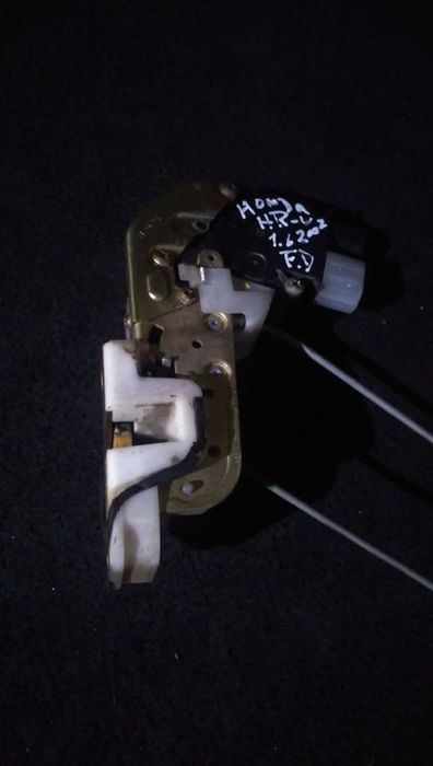 Fecho Da Porta Frente Dto Honda Hr-V (Gh)
