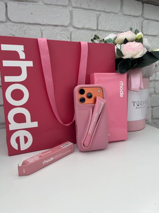 Чохол rhode з бальзамом (помадою )для губ на iPhone 12,13,14,15,16,17