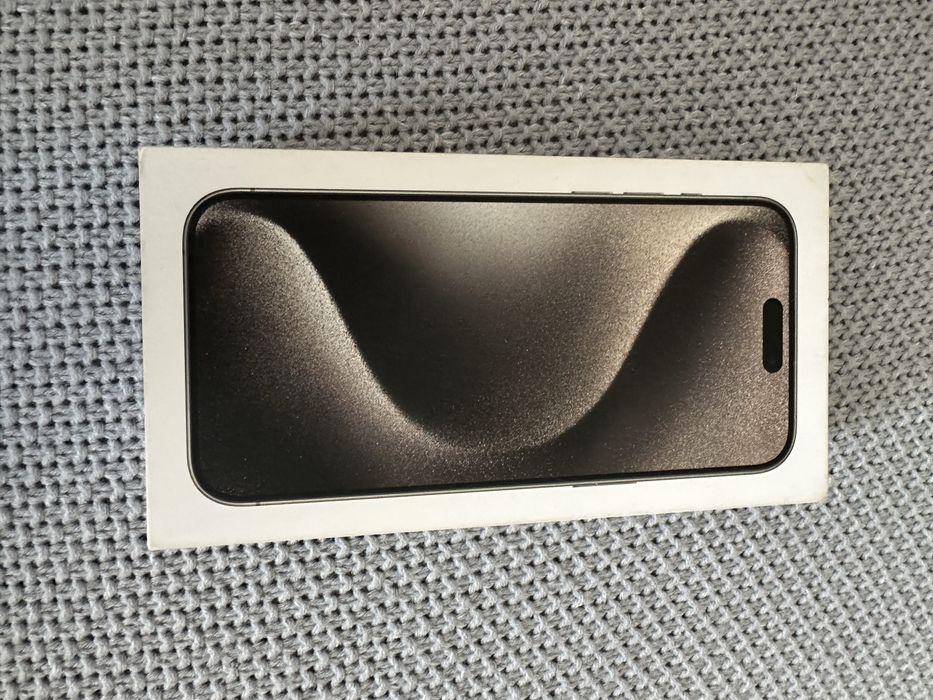 Продам  Iphone 15Pro Max 256g