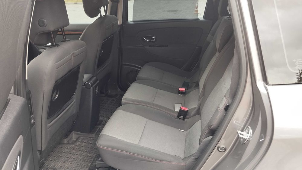 Renault Grand Scenic Business 1.5 dCi 2013