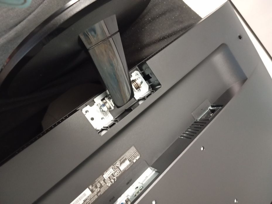 Монітор до персонального комп'ютера