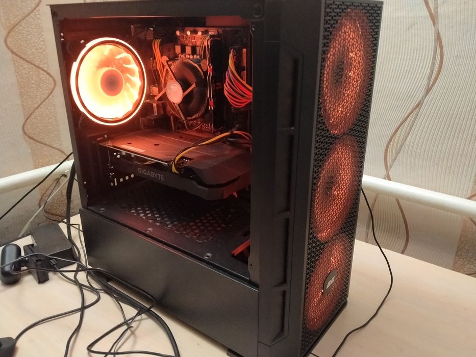 Продам ігровий ПК з монітором