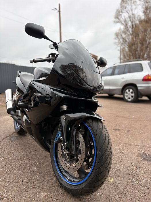 Yamaha yzf 600R thundercat