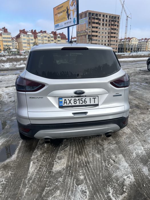 Продаи Ford Escape