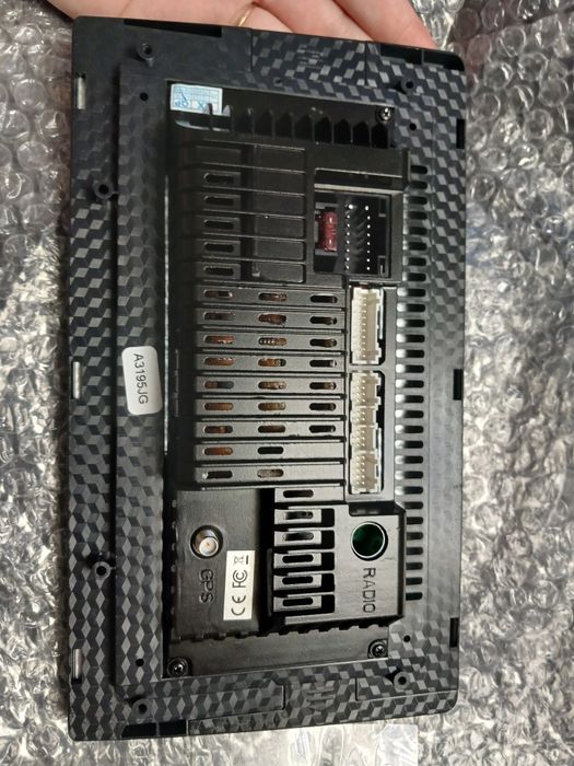 Штатна автомагнітола (карплей андроїд)